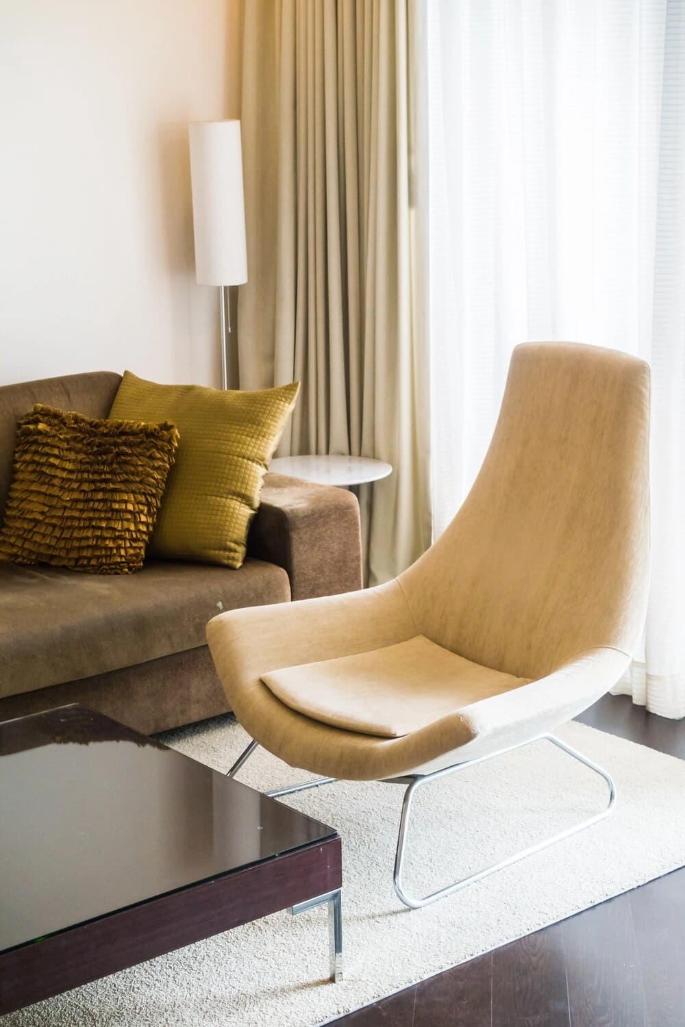 Sand Lounge Chair